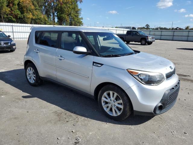 Photo 3 VIN: KNDJN2A29F7788679 - KIA SOUL 