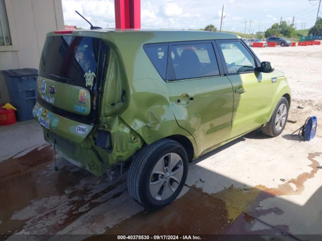 Photo 3 VIN: KNDJN2A29F7816769 - KIA SOUL 