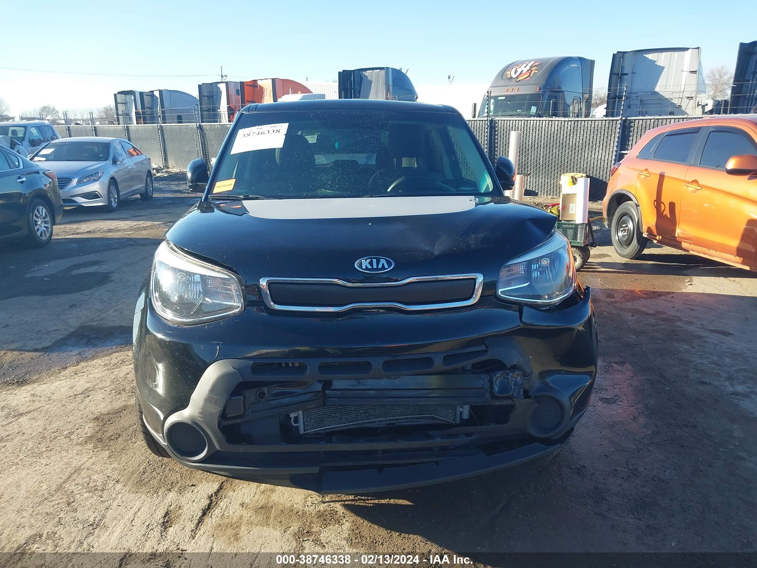 Photo 12 VIN: KNDJN2A29G7263767 - KIA SOUL 