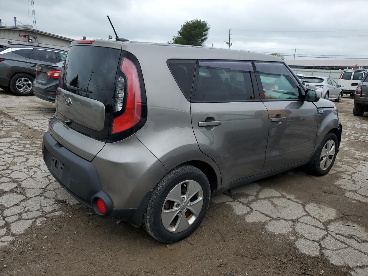 Photo 2 VIN: KNDJN2A29G7295635 - KIA SOUL 