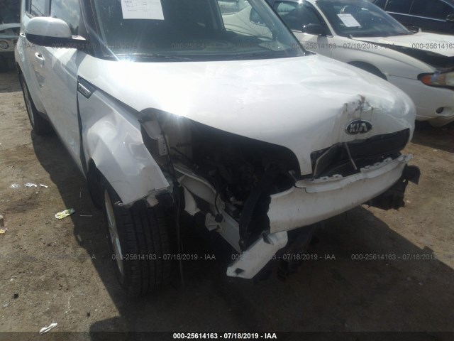 Photo 5 VIN: KNDJN2A29G7305600 - KIA SOUL 