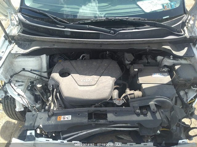 Photo 9 VIN: KNDJN2A29G7305600 - KIA SOUL 