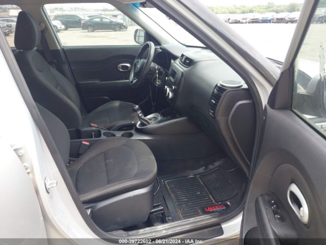 Photo 4 VIN: KNDJN2A29G7820841 - KIA SOUL 