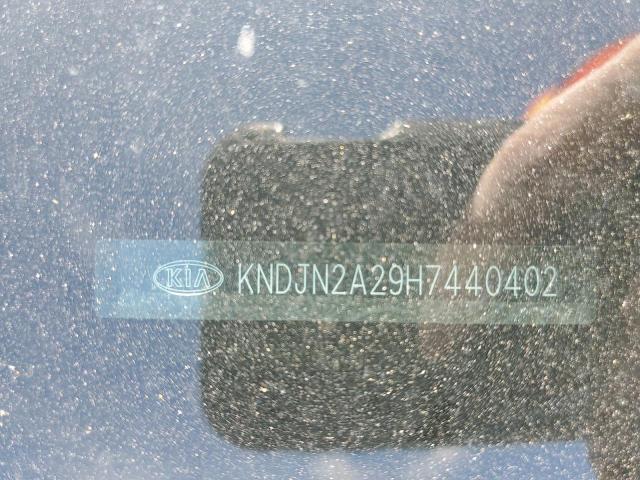 Photo 9 VIN: KNDJN2A29H7440402 - KIA SOUL 