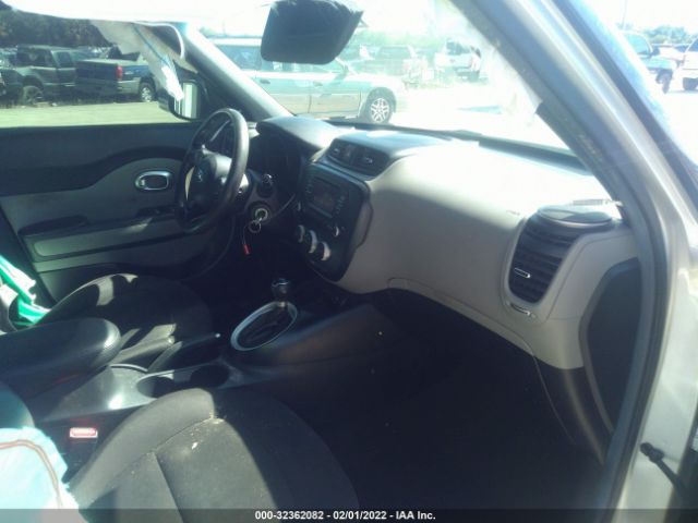 Photo 4 VIN: KNDJN2A29J7510728 - KIA SOUL 