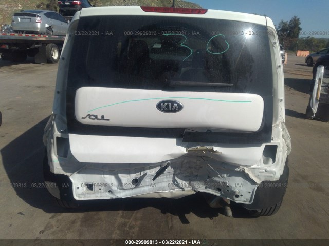 Photo 5 VIN: KNDJN2A29J7544734 - KIA SOUL 