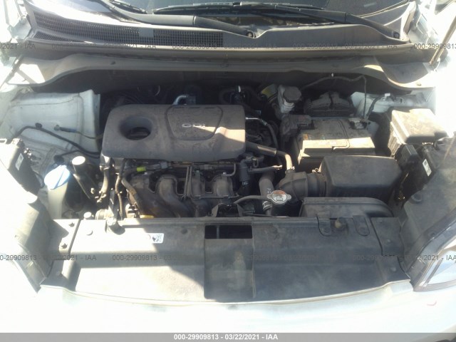 Photo 9 VIN: KNDJN2A29J7544734 - KIA SOUL 