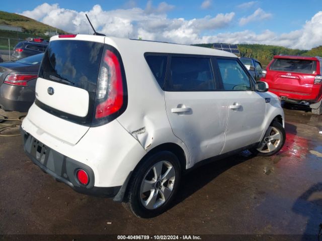 Photo 3 VIN: KNDJN2A29J7575773 - KIA SOUL 