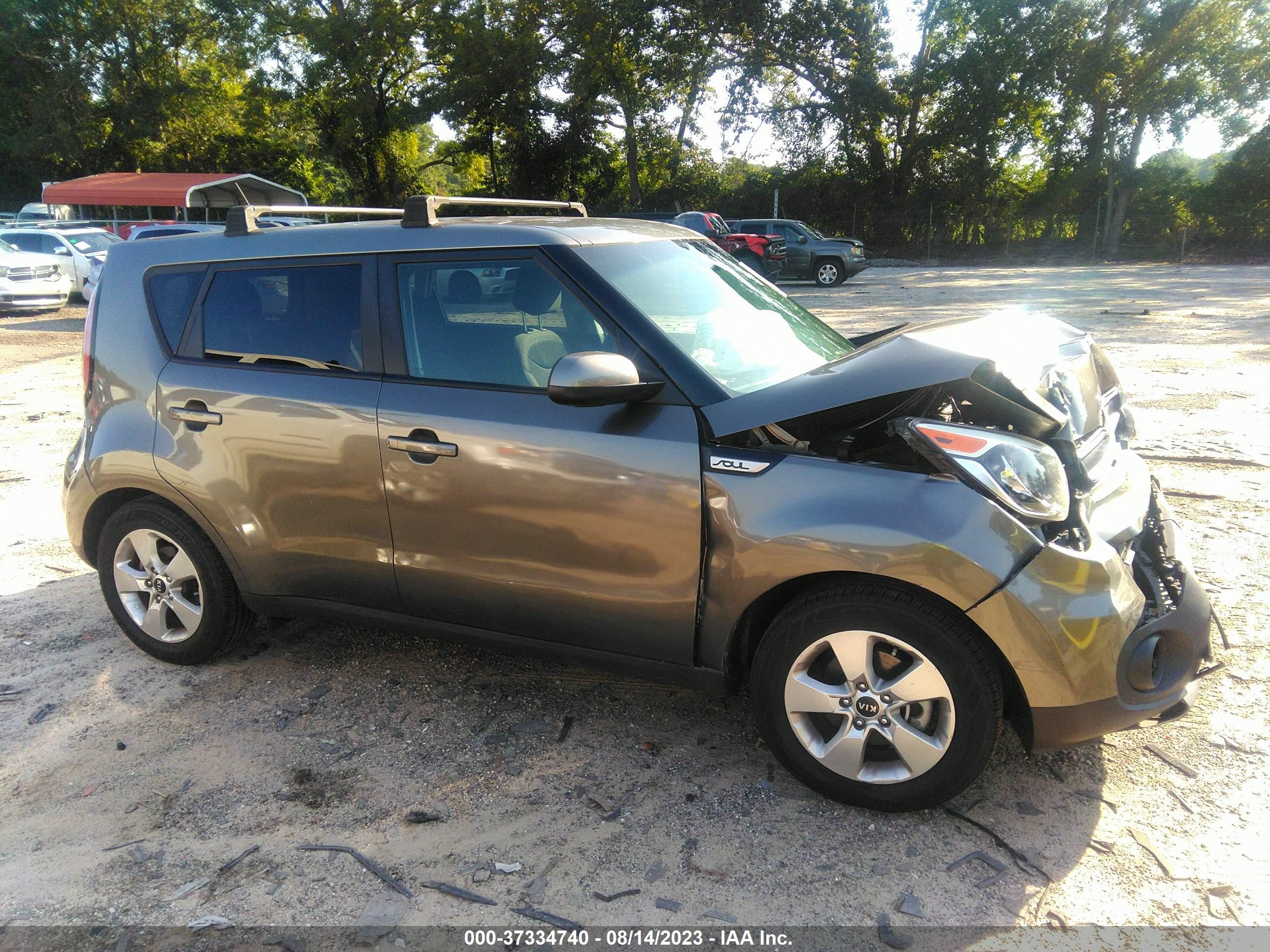 Photo 12 VIN: KNDJN2A29J7593769 - KIA SOUL 