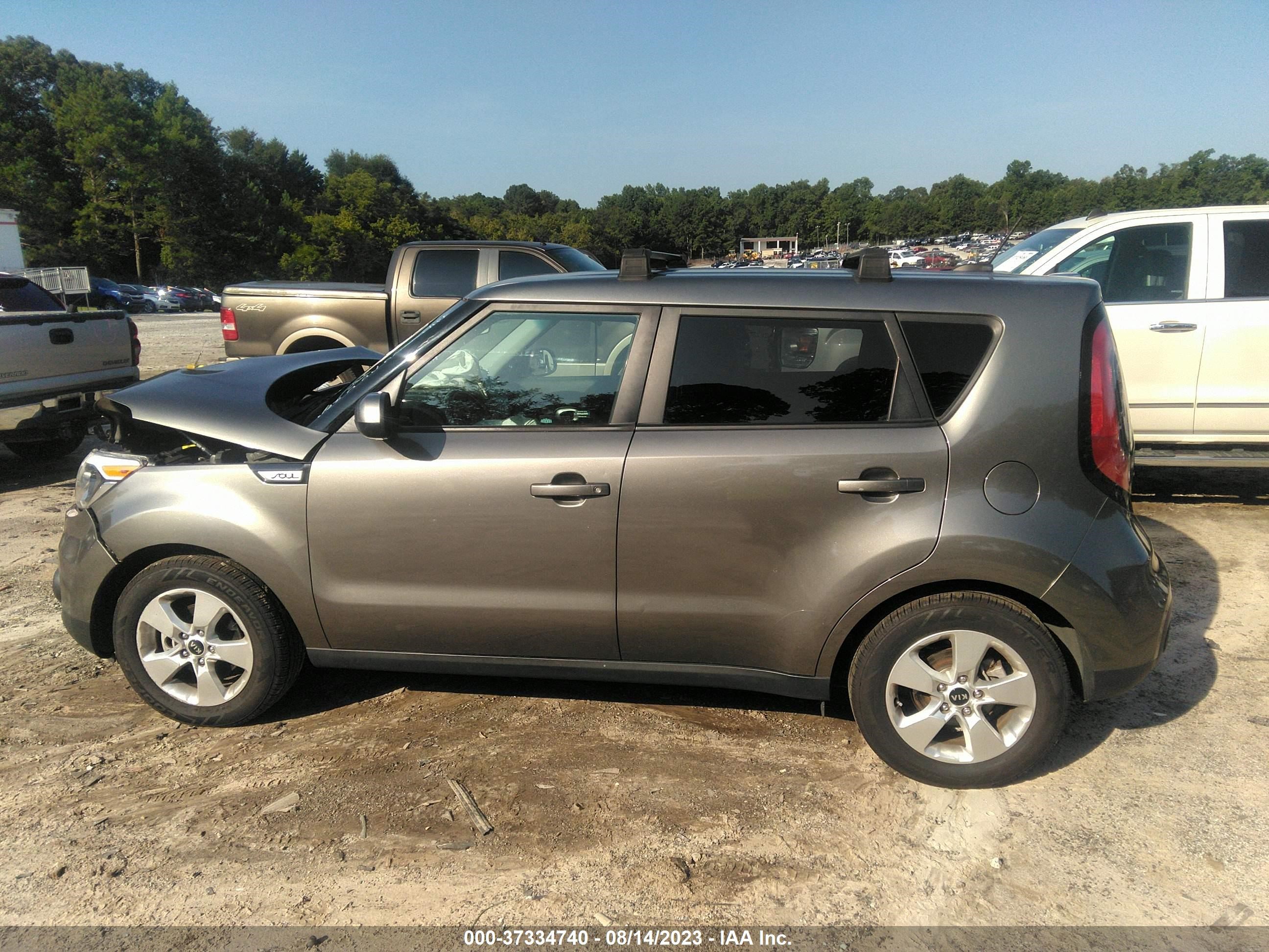 Photo 13 VIN: KNDJN2A29J7593769 - KIA SOUL 