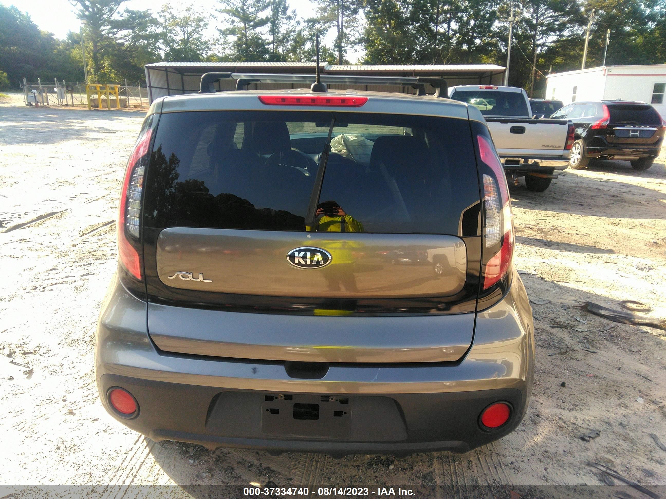 Photo 15 VIN: KNDJN2A29J7593769 - KIA SOUL 