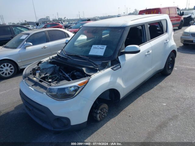 Photo 5 VIN: KNDJN2A29J7622395 - KIA SOUL 