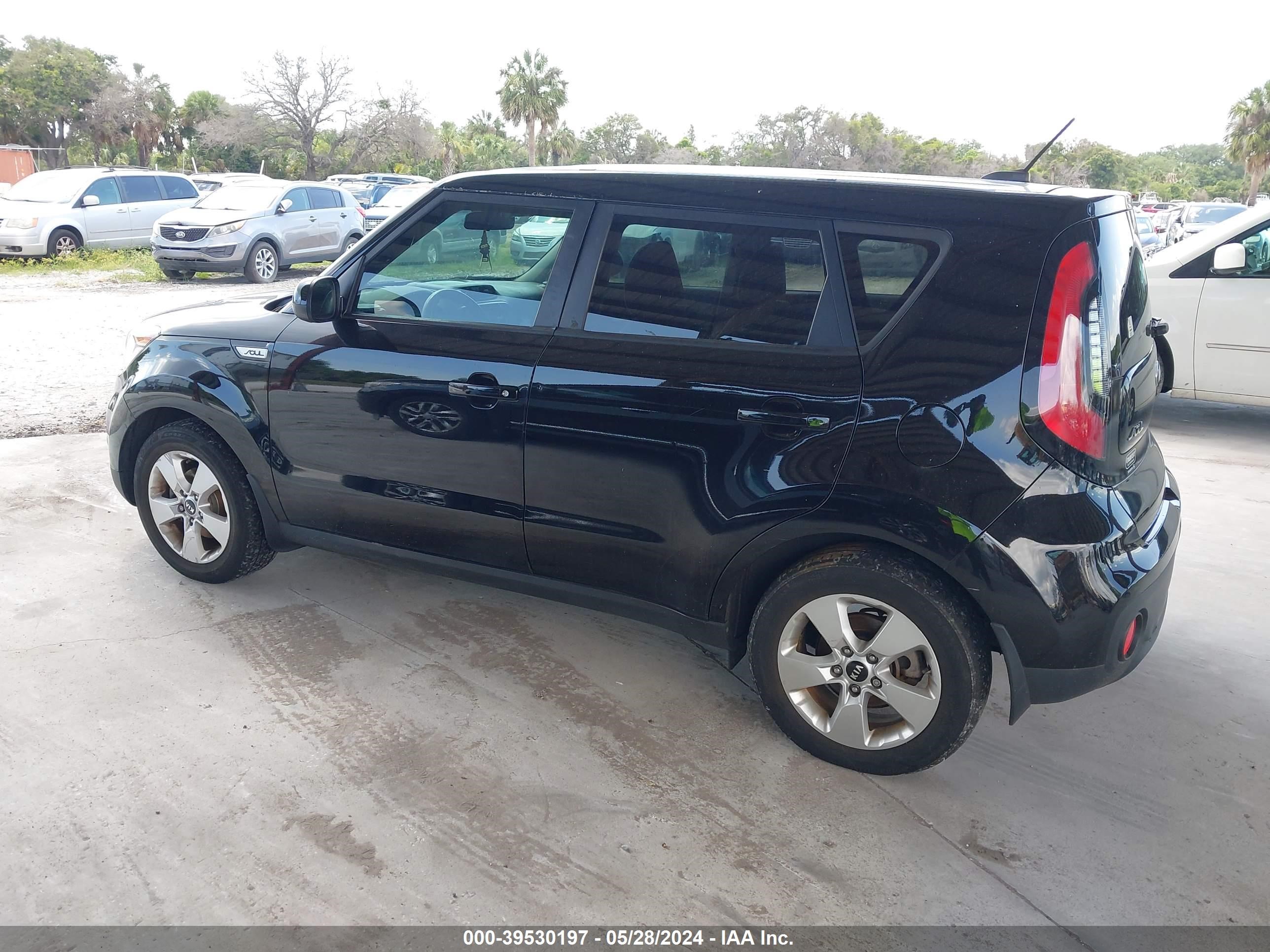 Photo 2 VIN: KNDJN2A29J7626480 - KIA SOUL 