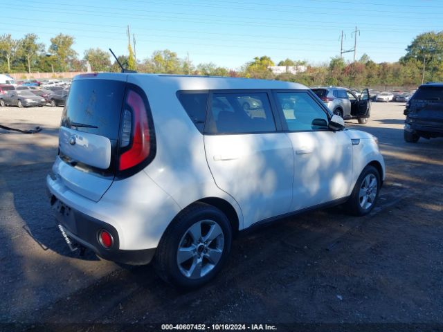 Photo 3 VIN: KNDJN2A29J7899502 - KIA SOUL 