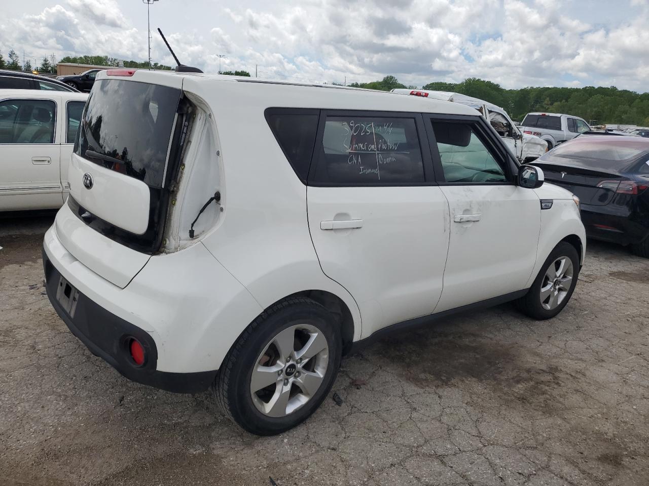 Photo 2 VIN: KNDJN2A29K7018427 - KIA SOUL 