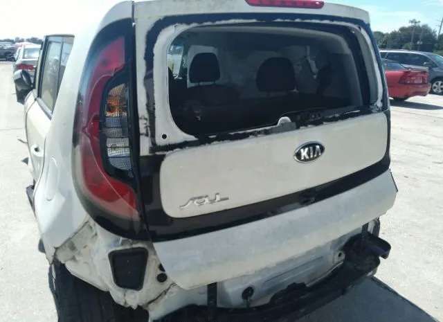 Photo 5 VIN: KNDJN2A29K7019058 - KIA SOUL 