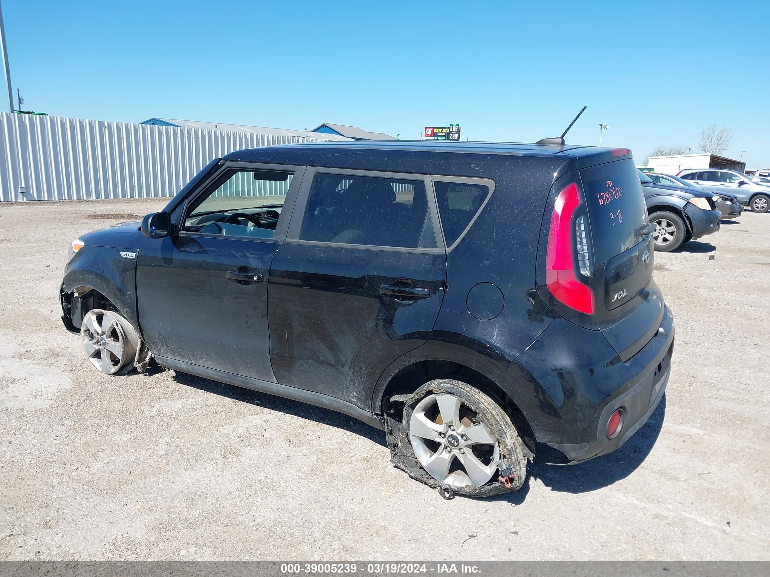 Photo 2 VIN: KNDJN2A29K7022610 - KIA SOUL 