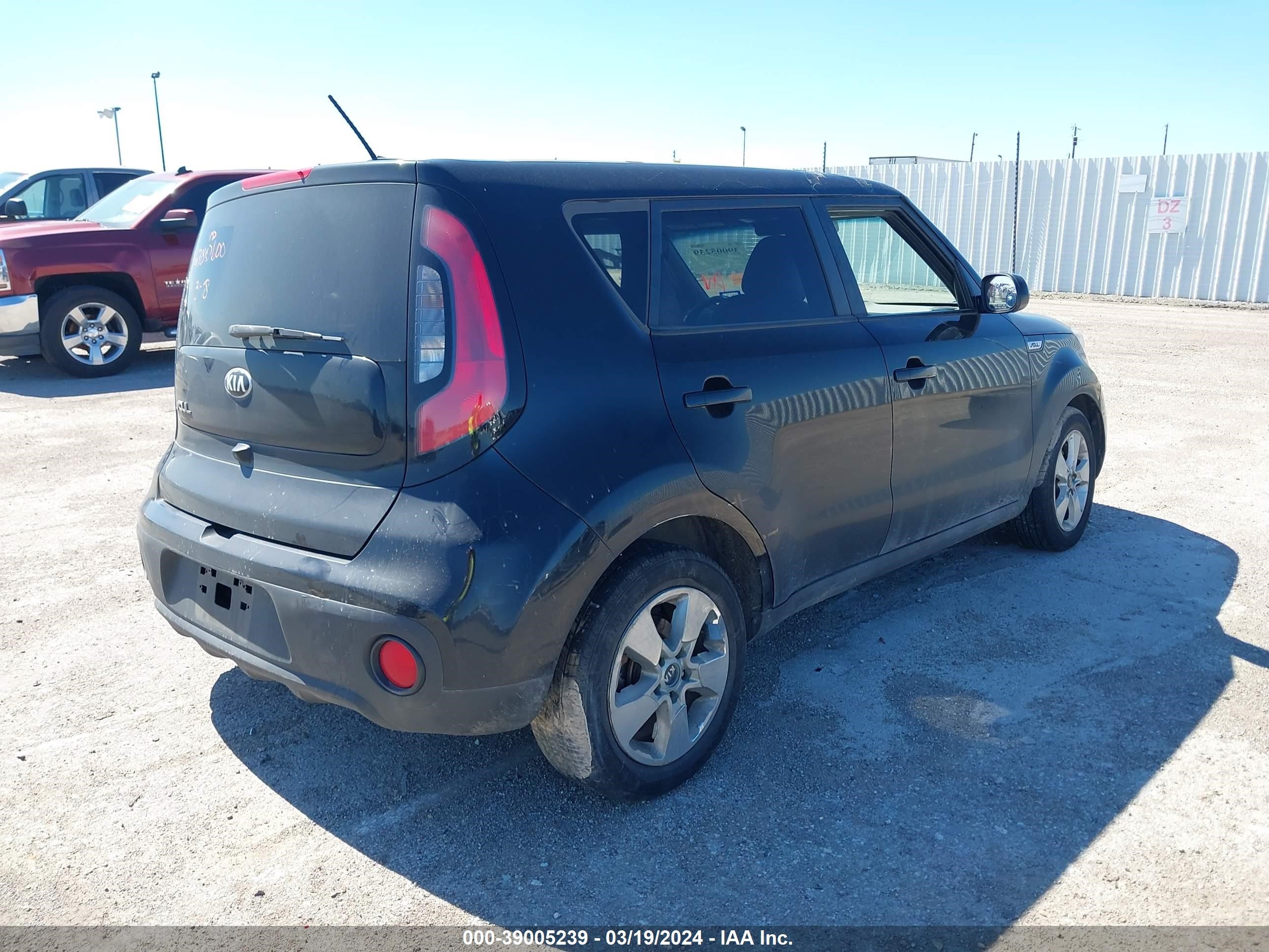 Photo 3 VIN: KNDJN2A29K7022610 - KIA SOUL 