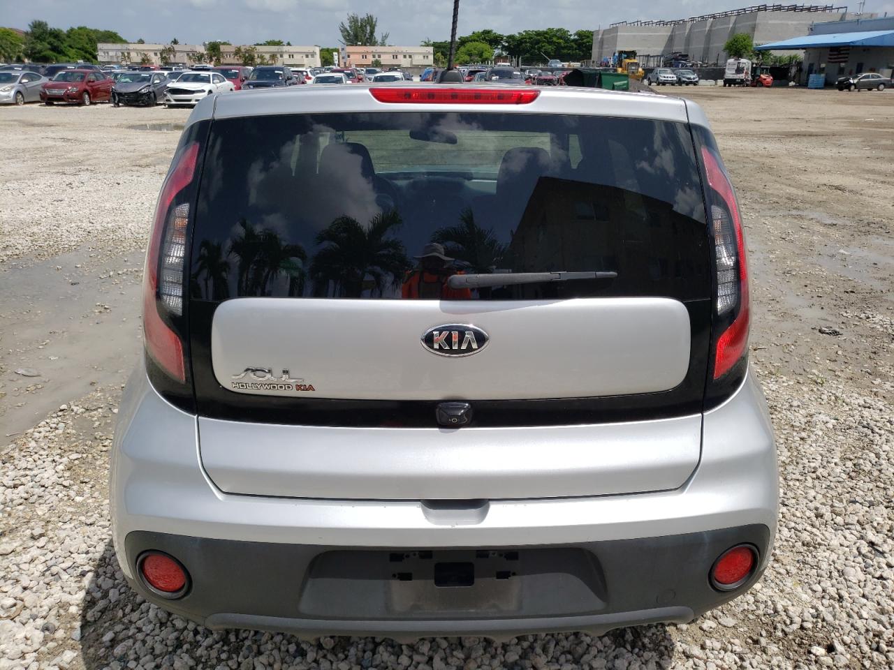 Photo 5 VIN: KNDJN2A29K7677771 - KIA SOUL 