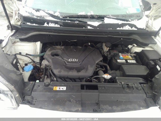 Photo 9 VIN: KNDJN2A2XE7002452 - KIA SOUL 