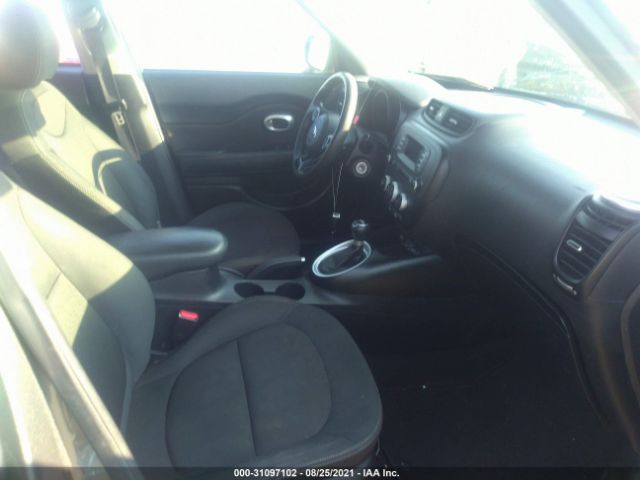 Photo 4 VIN: KNDJN2A2XE7110456 - KIA SOUL 