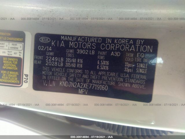 Photo 8 VIN: KNDJN2A2XE7719160 - KIA SOUL 