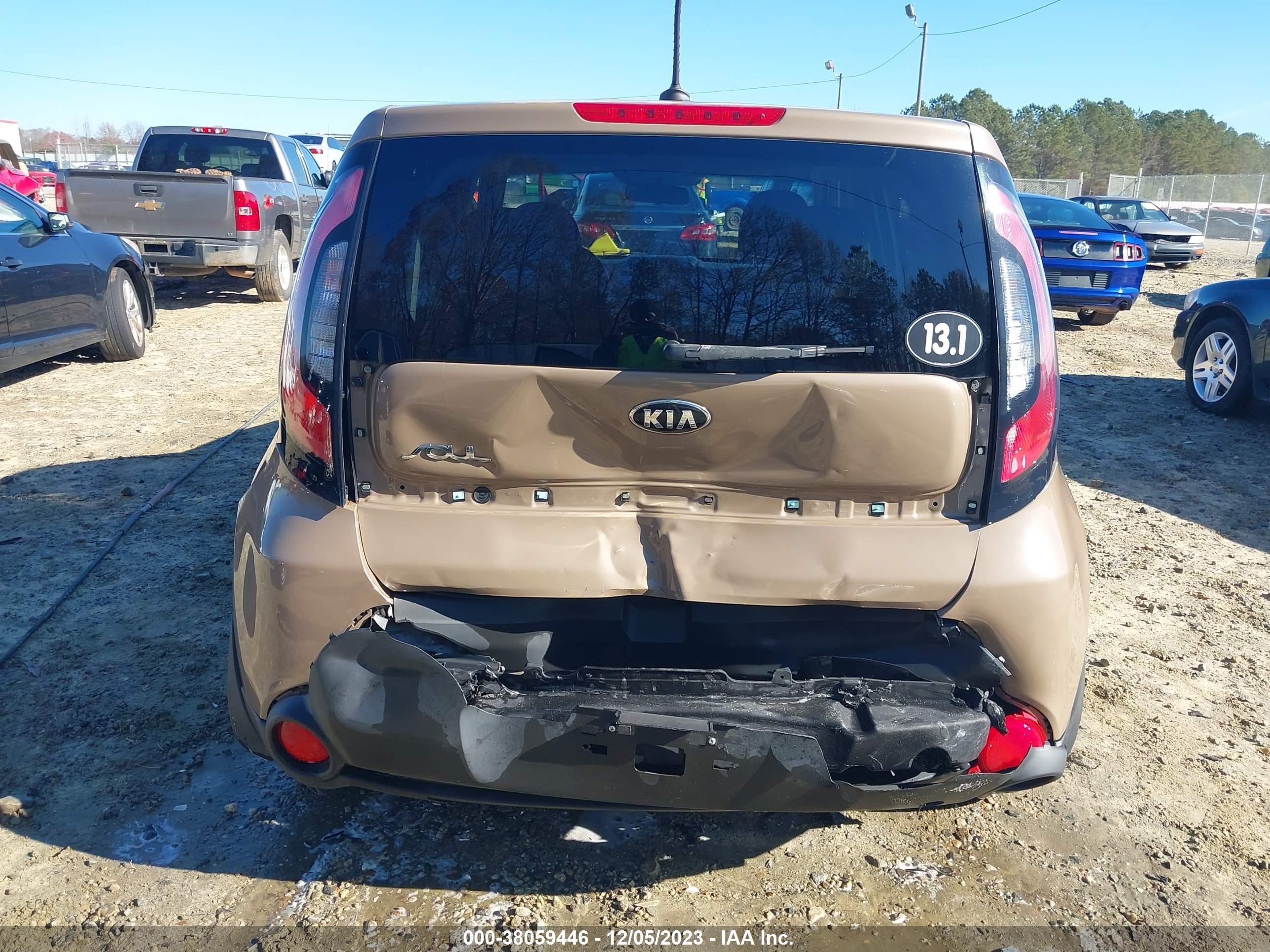 Photo 15 VIN: KNDJN2A2XF7130952 - KIA SOUL 