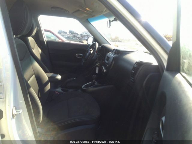 Photo 4 VIN: KNDJN2A2XF7153065 - KIA SOUL 