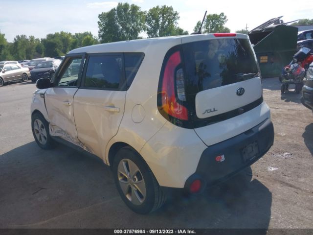 Photo 2 VIN: KNDJN2A2XF7172313 - KIA SOUL 