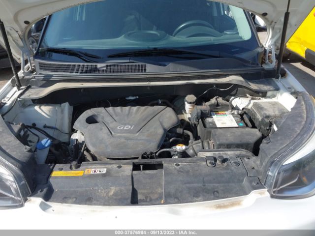 Photo 9 VIN: KNDJN2A2XF7172313 - KIA SOUL 