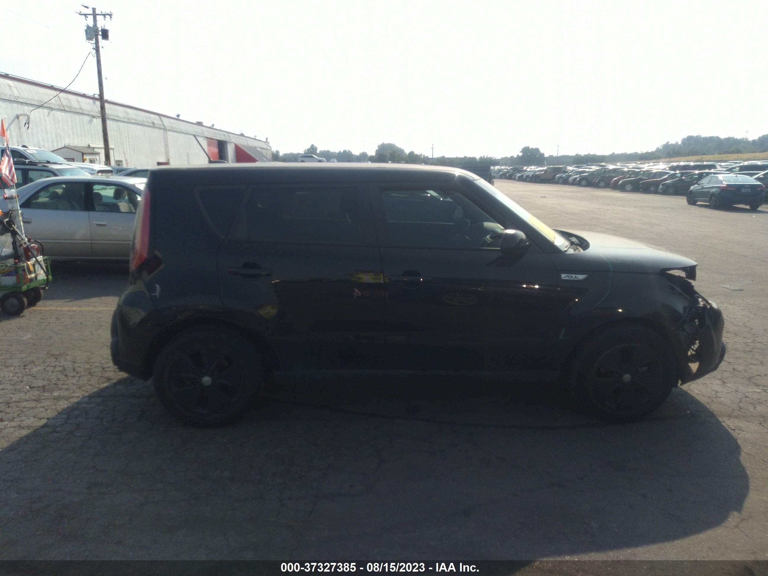 Photo 12 VIN: KNDJN2A2XF7179892 - KIA SOUL 