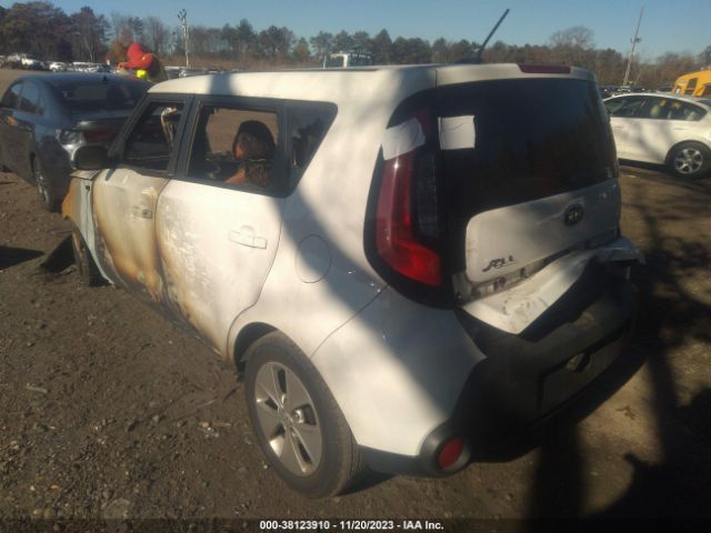 Photo 2 VIN: KNDJN2A2XF7226872 - KIA SOUL 