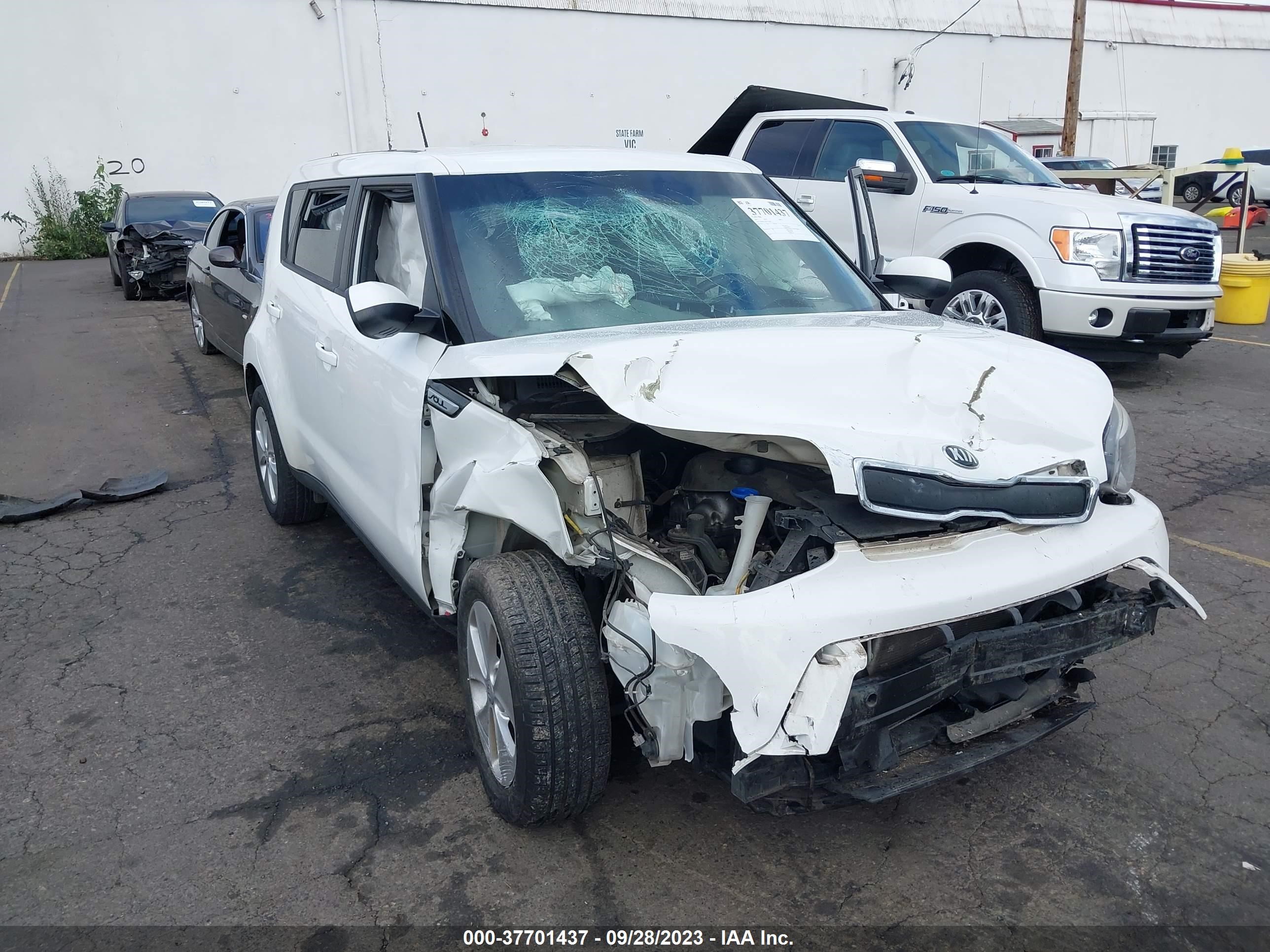 Photo 5 VIN: KNDJN2A2XF7231845 - KIA SOUL 