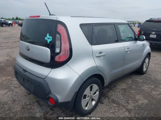 Photo 3 VIN: KNDJN2A2XF7757747 - KIA SOUL 