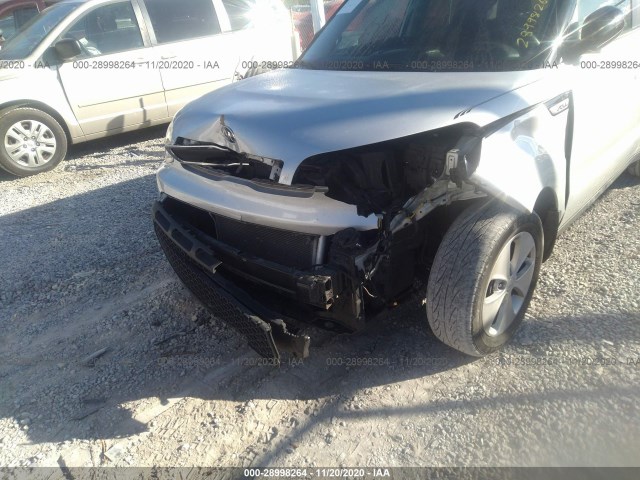 Photo 5 VIN: KNDJN2A2XF7798511 - KIA SOUL 