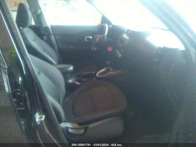 Photo 4 VIN: KNDJN2A2XF7810155 - KIA SOUL 