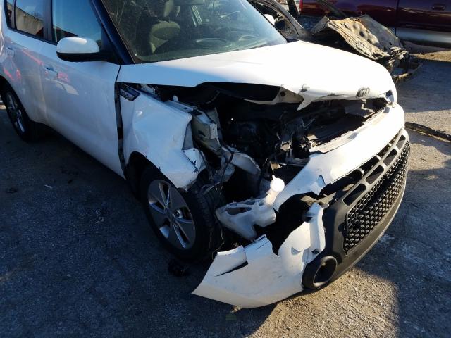 Photo 8 VIN: KNDJN2A2XG7246136 - KIA SOUL 