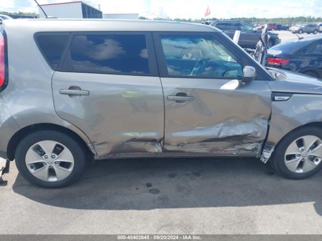 Photo 5 VIN: KNDJN2A2XG7256388 - KIA SOUL 