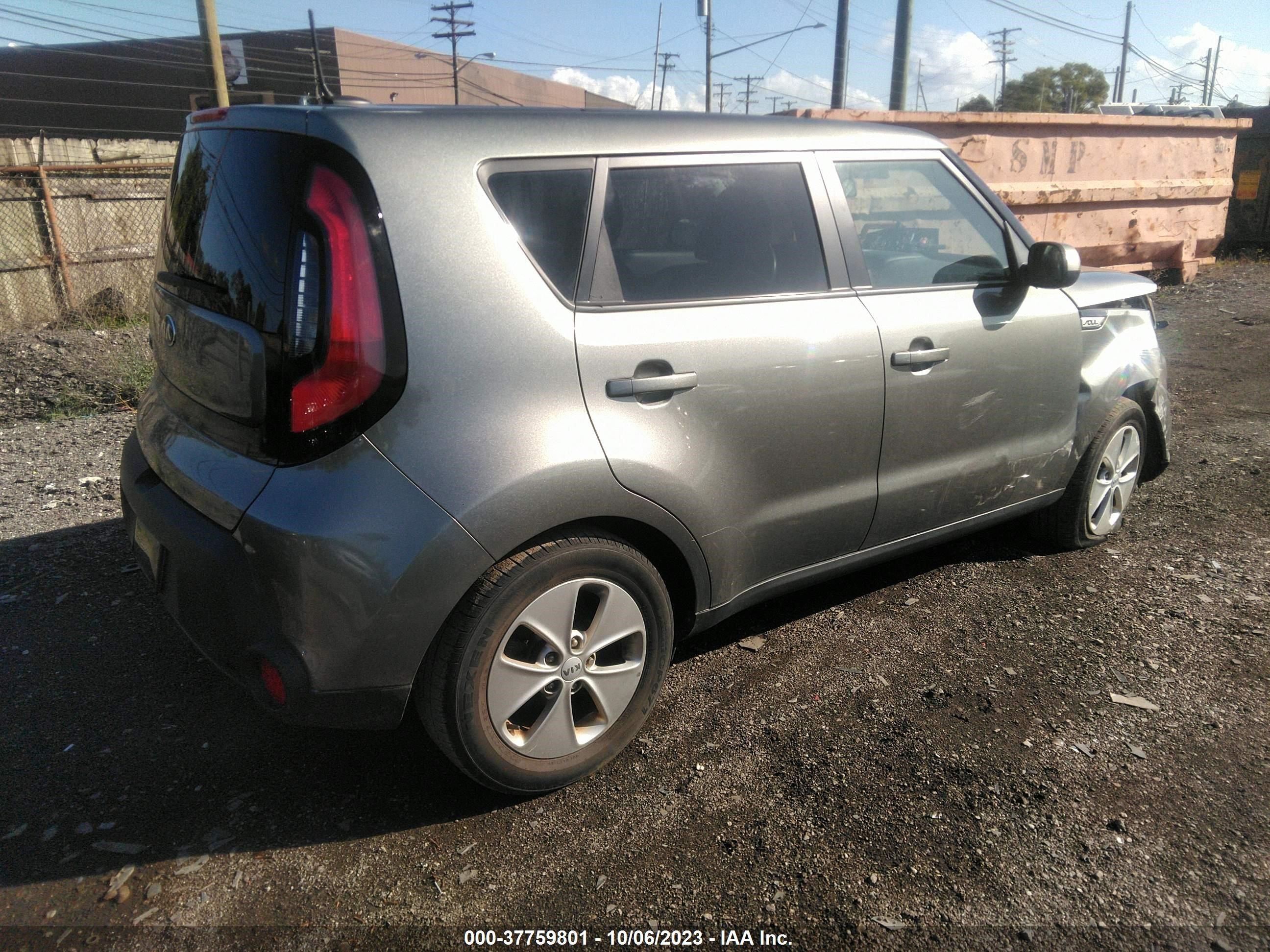 Photo 3 VIN: KNDJN2A2XG7278911 - KIA SOUL 