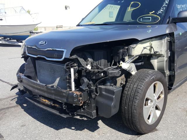 Photo 8 VIN: KNDJN2A2XG7397882 - KIA SOUL 