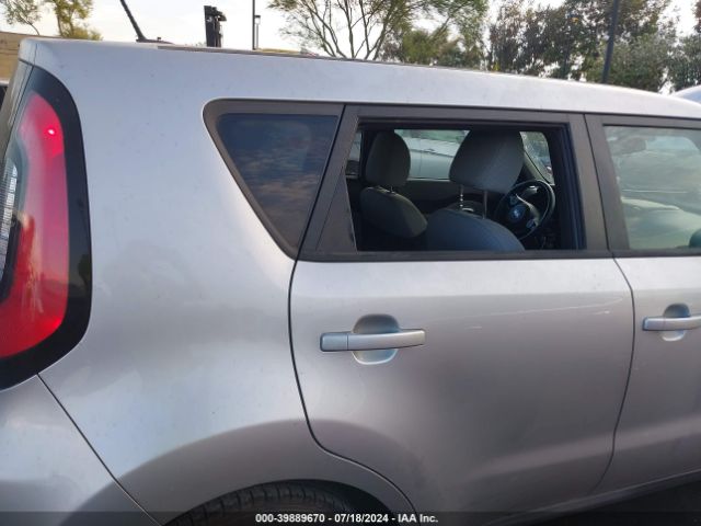 Photo 5 VIN: KNDJN2A2XG7828219 - KIA SOUL 