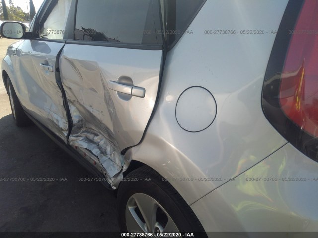 Photo 5 VIN: KNDJN2A2XG7864573 - KIA SOUL 