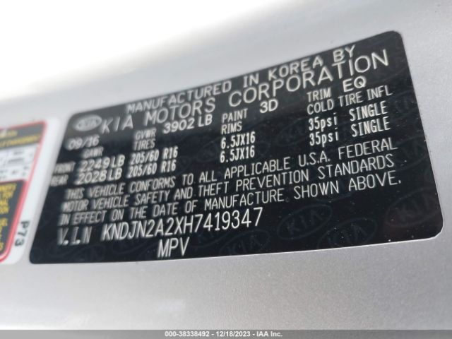 Photo 8 VIN: KNDJN2A2XH7419347 - KIA SOUL 