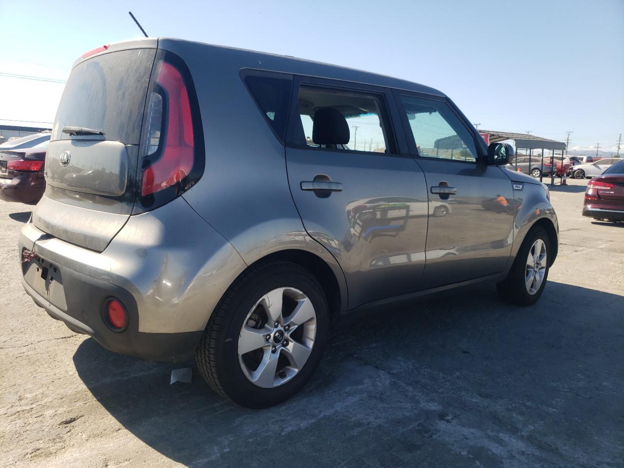 Photo 2 VIN: KNDJN2A2XH7424614 - KIA SOUL 