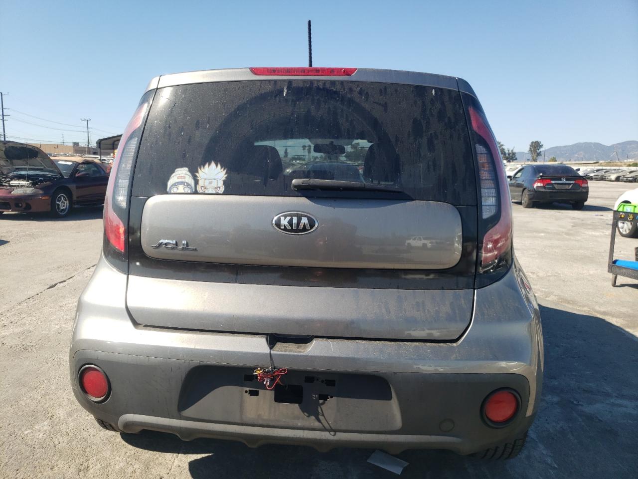 Photo 5 VIN: KNDJN2A2XH7424614 - KIA SOUL 