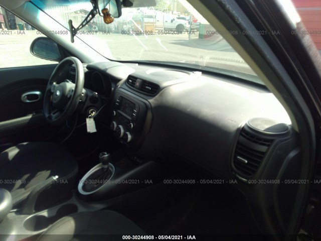 Photo 4 VIN: KNDJN2A2XH7432311 - KIA SOUL 