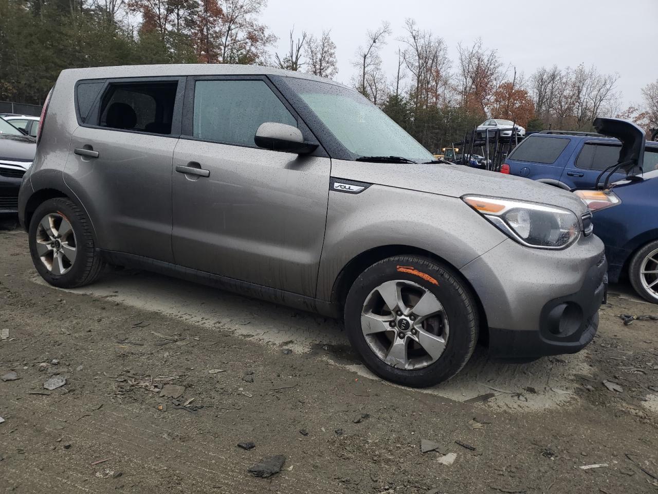 Photo 3 VIN: KNDJN2A2XH7469083 - KIA SOUL 