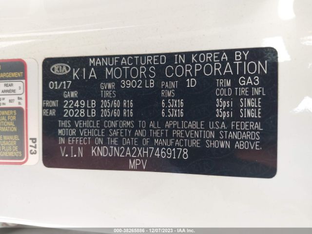 Photo 8 VIN: KNDJN2A2XH7469178 - KIA SOUL 