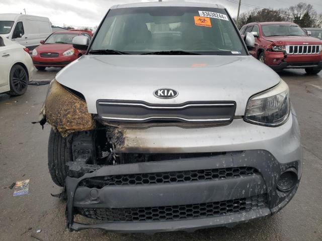 Photo 4 VIN: KNDJN2A2XH7501885 - KIA SOUL 