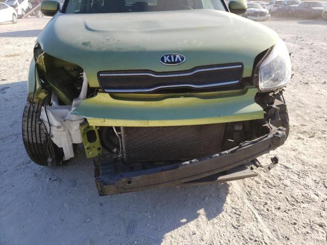 Photo 8 VIN: KNDJN2A2XH7885084 - KIA SOUL 